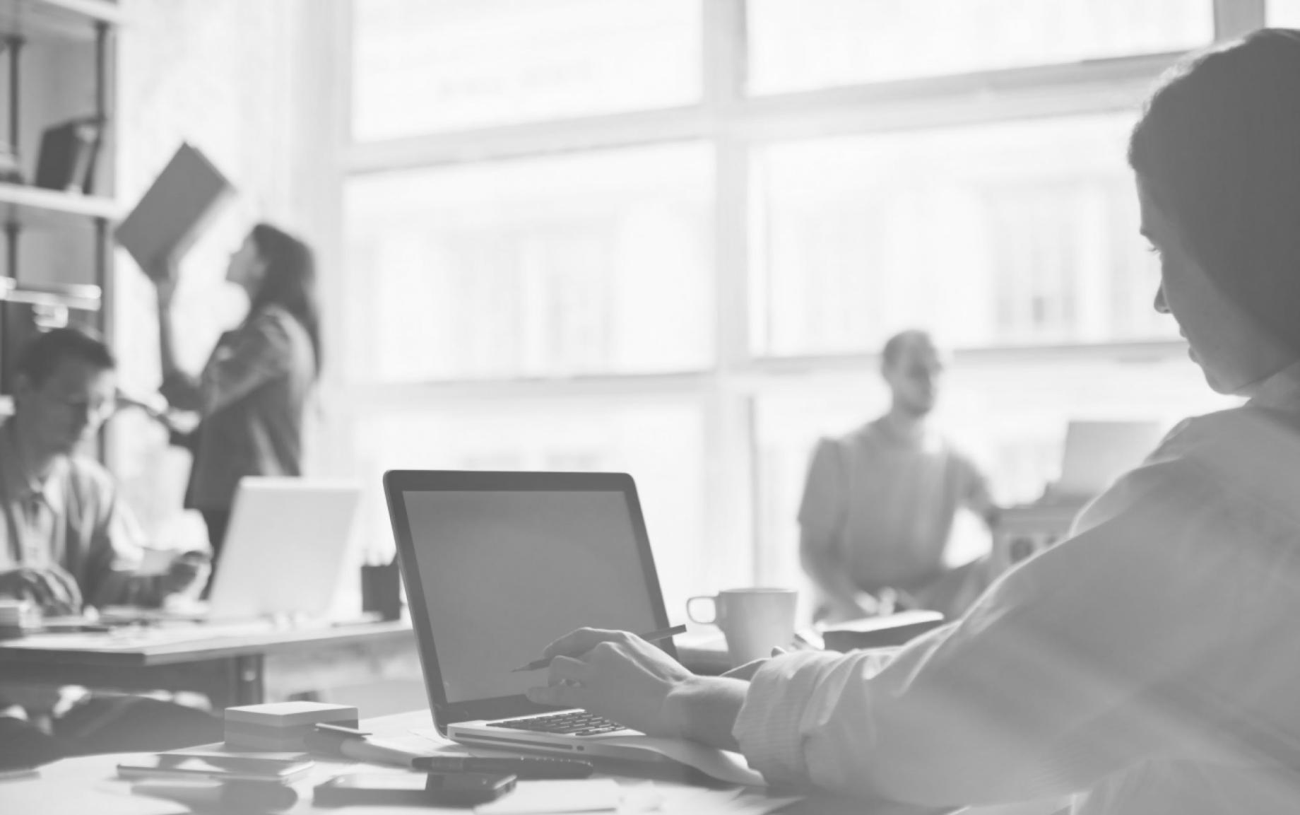 Team invest-smoothres al lavoro sulla rendicontazione finanziaria